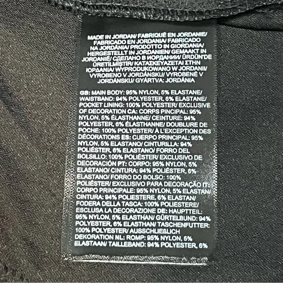 The North Face Women’s Aphrodite Motion Shorts Size XL Black Athletic Pockets - Picture 12 of 14